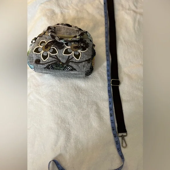 Boho Crossbody Bag Stylish Flower Design - Picture 12 of 13